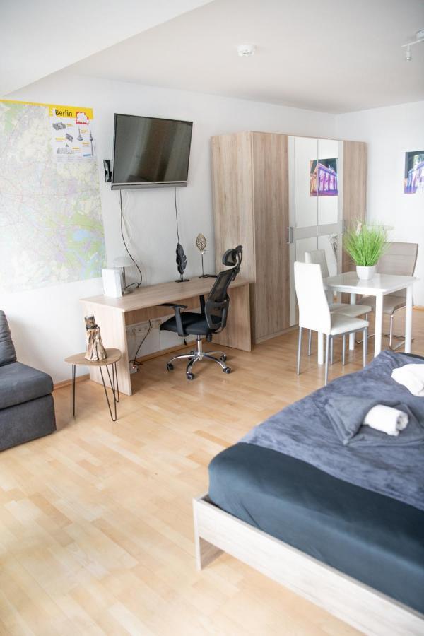 Private Apartment In The Center Of Берлін Екстер'єр фото